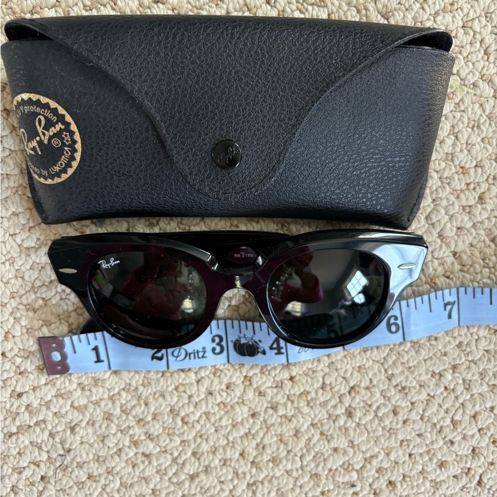 Ray-Ban Black Sunglasses